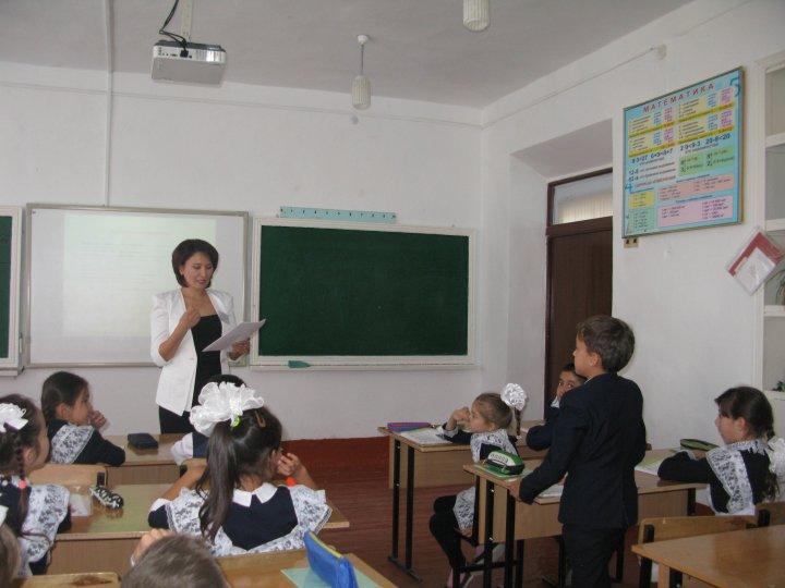 Открытый урок по литературе в 3 классе «А». Басня Крылова Ворона и лисица.